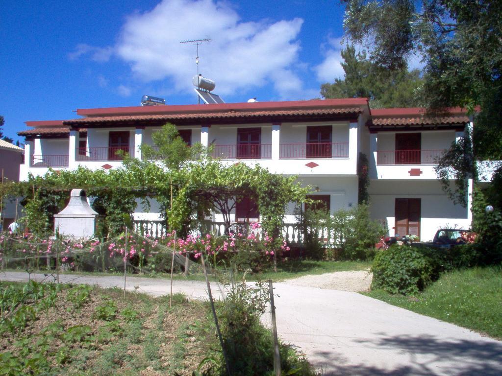 Alexandros Studios Mesongí Cameră foto